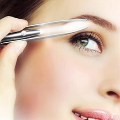 Szemöldökcsipesz Led fénnyel